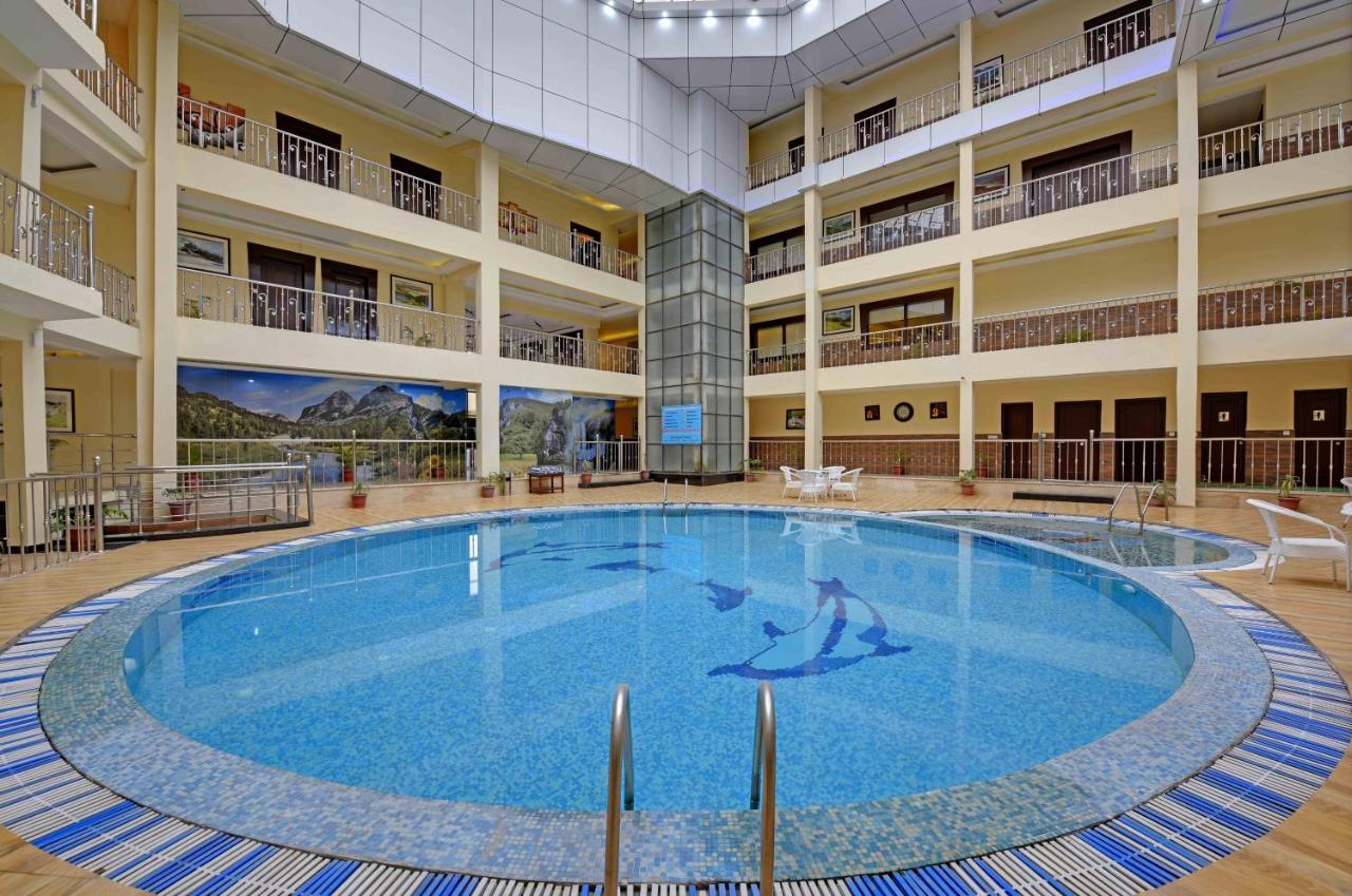 Excel Hotels And Resorts Бхімтал Екстер'єр фото